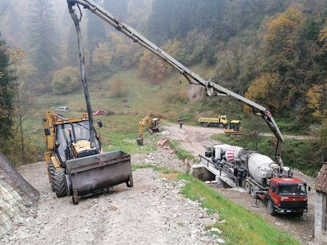 R.G.M. srl - Servizi - Scavi e movimento terra - Opere edili
