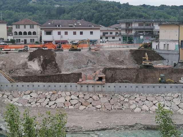 R.G.M. srl - Servizi - Scavi e movimento terra - Opere edili