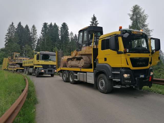 R.G.M. srl - Servizi - Scavi e movimento terra - Trasporto conto terzi
